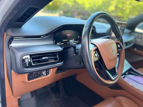 Used 2022 Lincoln Aviator Black Label w/ Dynamic Handling Package image 23