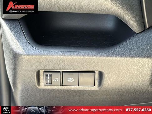 Certified 2025 Toyota RAV4 LE AWD/4WD image 24