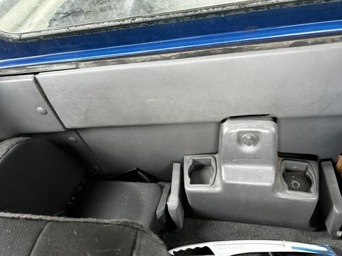 Used 2011 Ford Ranger XLT image 13