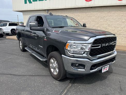 Used 2024 RAM 2500 Big Horn AWD/4WD image 2