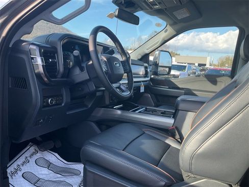 New 2026 Ford F250 Lariat w/ Chrome Package image 15