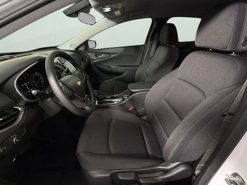 Used 2024 Chevrolet Malibu LS FWD image 17