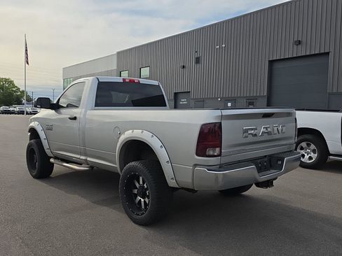 Used 2016 RAM 2500 Tradesman w/ Chrome Appearance Group AWD/4WD image 5