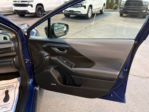 Used 2025 Subaru Crosstrek 2.5i Limited image 15