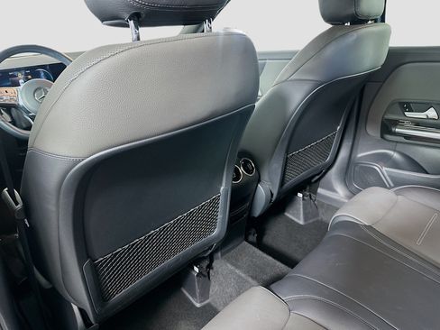 Used 2022 Mercedes-Benz GLA 250 image 21