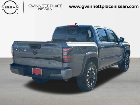 Used 2024 Nissan Frontier PRO-4X image 5