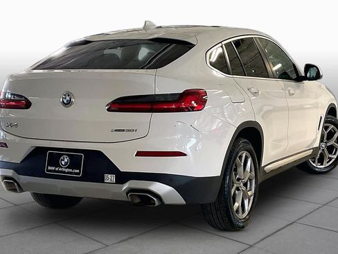 Used 2025 BMW X4 xDrive30i AWD/4WD image 12