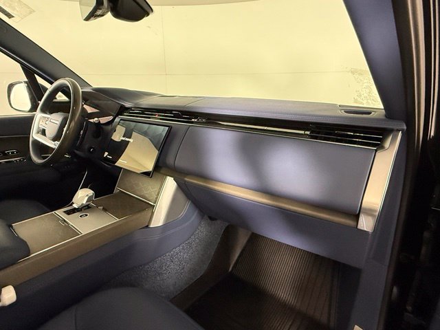 Certified 2025 Land Rover Range Rover SV AWD/4WD image 14