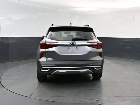 Used 2021 Kia Seltos EX AWD/4WD image 4