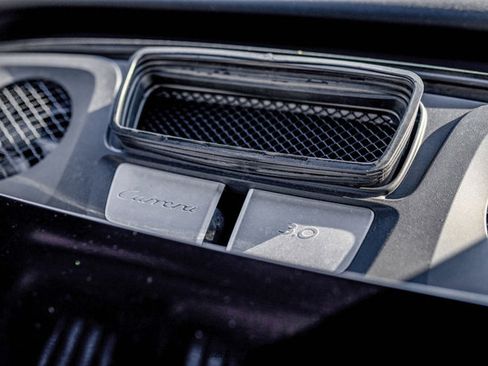 Used 2017 Porsche 911 Carrera image 24