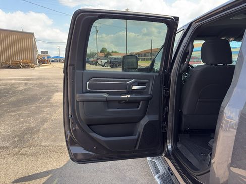 New 2026 RAM 2500 Lone Star AWD/4WD image 10