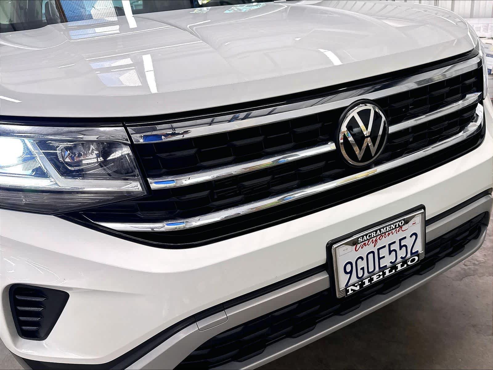 Used 2023 Volkswagen Atlas SE w/ Black Wheel Package AWD/4WD image 35