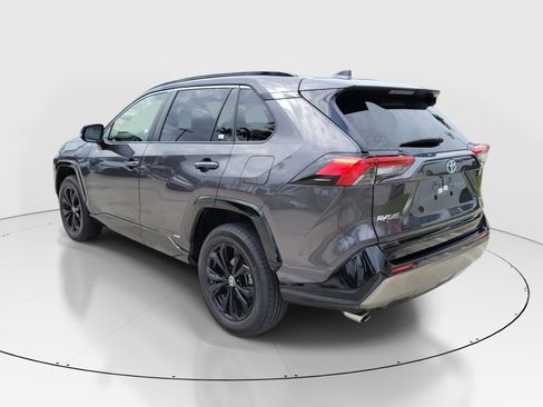 Certified 2024 Toyota RAV4 SE AWD/4WD image 5