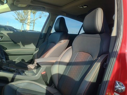 Certified 2025 Subaru Crosstrek 2.5i Limited w/ Popular Package #4A image 14