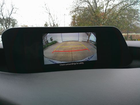 Used 2024 MAZDA MAZDA3 s image 26