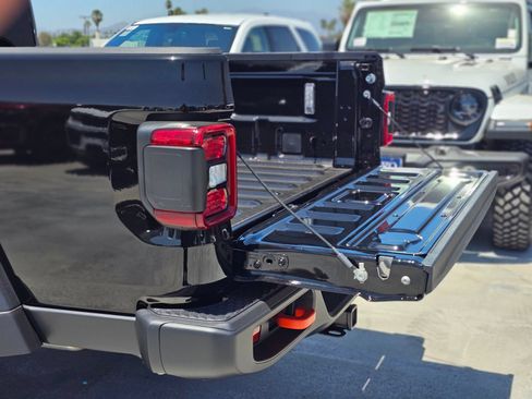 New 2026 Jeep Gladiator Mojave AWD/4WD image 8