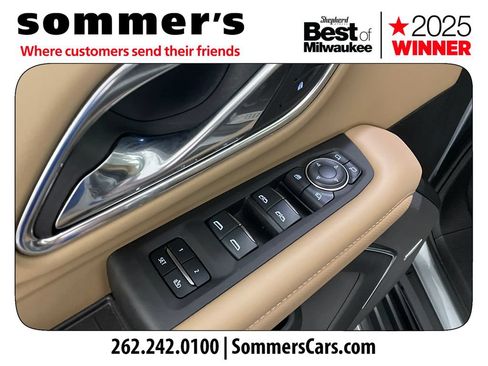 Used 2024 Chevrolet Tahoe Premier w/ Premium Package AWD/4WD image 11