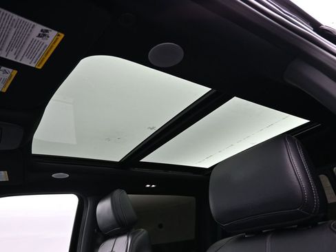 Used 2022 Ford F150 Platinum w/ Equipment Group 701A High image 8