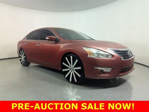 Used 2013 Nissan Altima 2.5 SL image 1