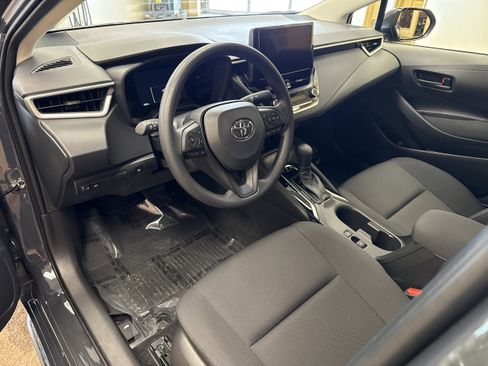 Used 2026 Toyota Corolla LE FWD image 26