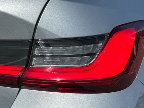 New 2026 BMW 330i Sedan w/ Convenience Package RWD image 32