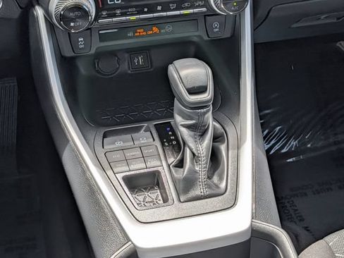 Certified 2025 Toyota RAV4 XLE AWD/4WD image 14