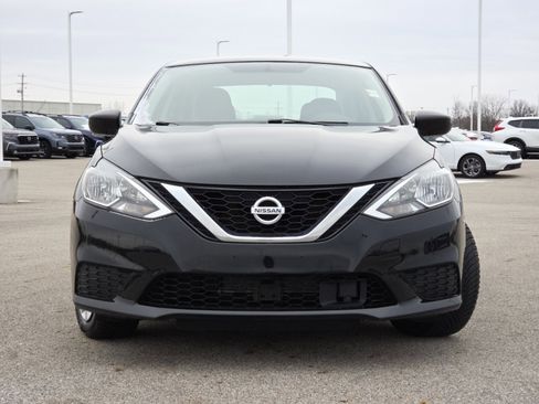 Used 2019 Nissan Sentra S image 10