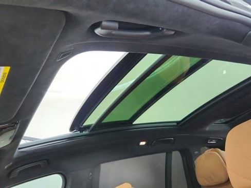 Used 2026 BMW X7 xDrive40i w/ M Sport Package AWD/4WD image 59