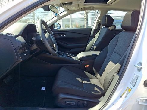 Certified 2023 Honda Accord EX image 13