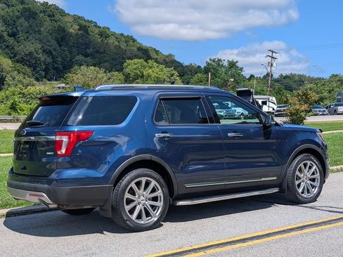 Used 2017 Ford Explorer Limited w/ Equipment Group 303A AWD/4WD image 5
