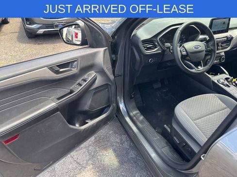 Used 2022 Ford Escape SE w/ Convenience Package AWD/4WD image 9