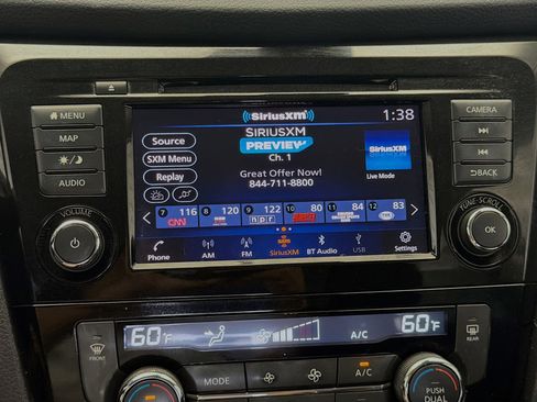 Used 2019 Nissan Rogue SV w/ Premium Package image 9