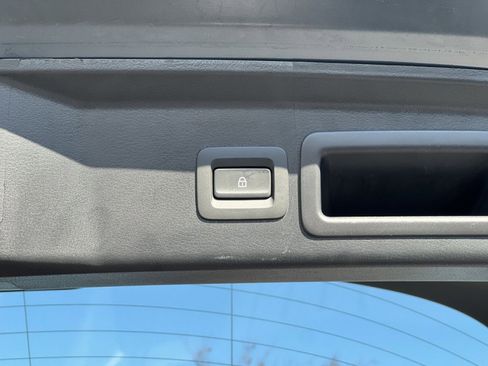 Used 2025 MAZDA CX-30 AWD 2.5 S w/ Preferred Package image 29