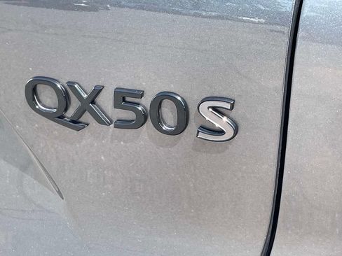 Used 2023 INFINITI QX50 Sport AWD/4WD image 9