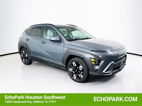 Used 2025 Hyundai Kona SEL FWD image 1