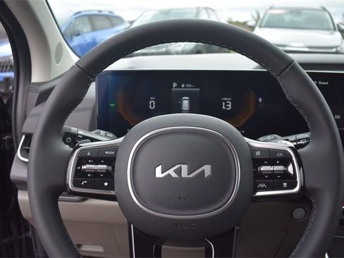 New 2026 Kia Carnival EX image 30