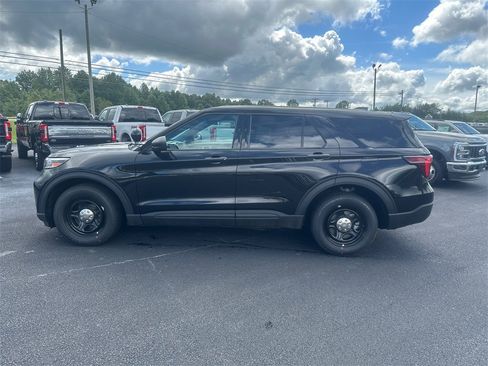 New 2025 Ford Explorer 4WD Police Interceptor image 8
