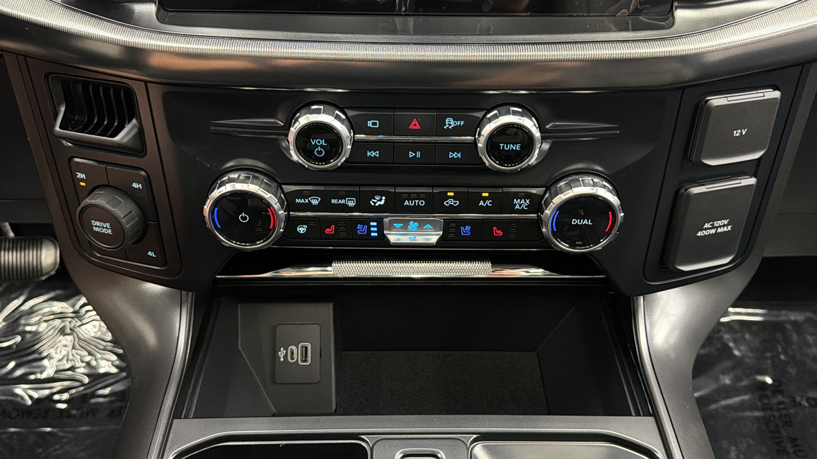 Used 2026 Ford F150 Lariat AWD/4WD image 23