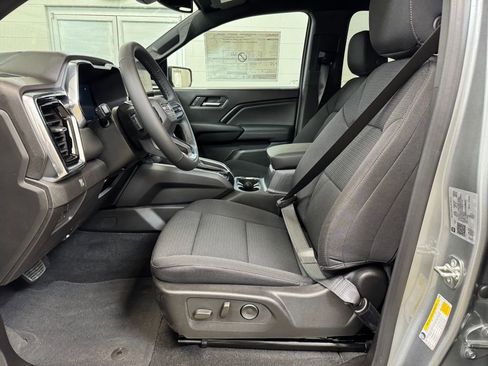 New 2026 GMC Canyon Elevation w/ Convenience Package image 13