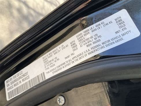 Used 2024 RAM 2500 Big Horn image 27