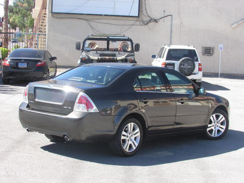 Used 2006 Ford Fusion SEL FWD image 10