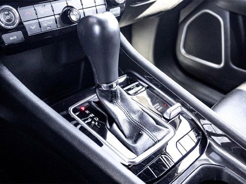 Used 2024 Jeep Compass Latitude w/ Altitude Special Edition image 25