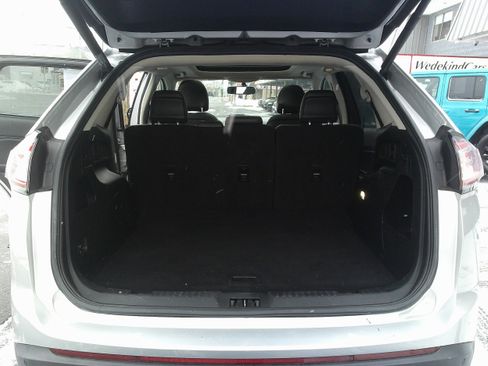 Used 2018 Ford Edge SEL w/ Equipment Group 201A image 19