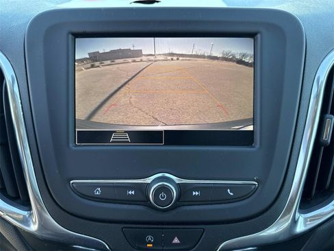 Used 2022 Chevrolet Equinox LT image 19