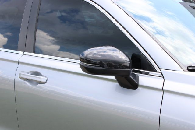 Used 2023 Honda CR-V Sport Touring image 2