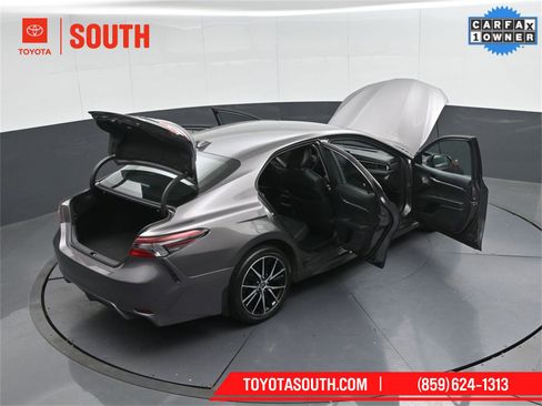 Used 2024 Toyota Camry SE image 53