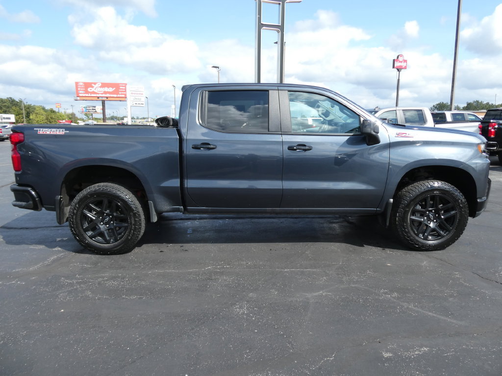 Certified 2021 Chevrolet Silverado 1500 LT Trail Boss w/ Convenience Package II AWD/4WD image 4
