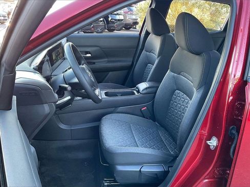 Used 2025 Nissan Kicks SV image 23