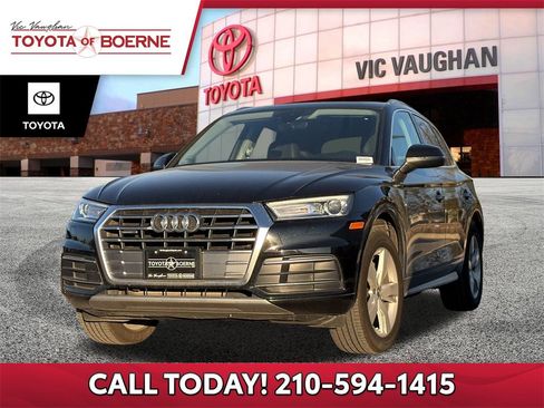 Used 2019 Audi Q5 2.0T Premium w/ Convenience Package image 1