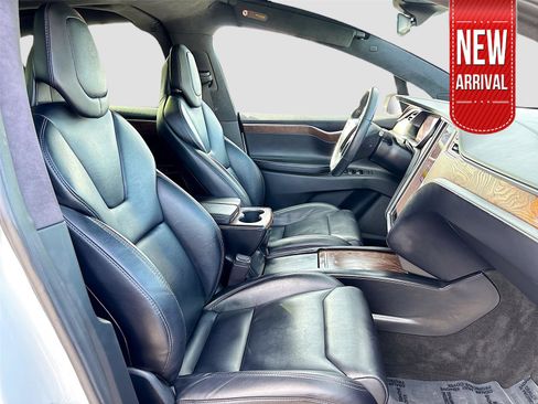 Used 2017 Tesla Model X 100D image 30